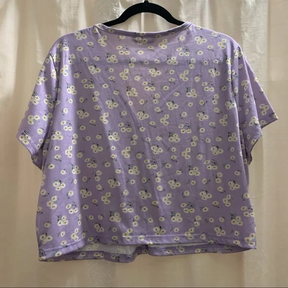 Lavender with White Ditsy Floral Design Button-Up Crop Top NWOT - Picture 3 of 13